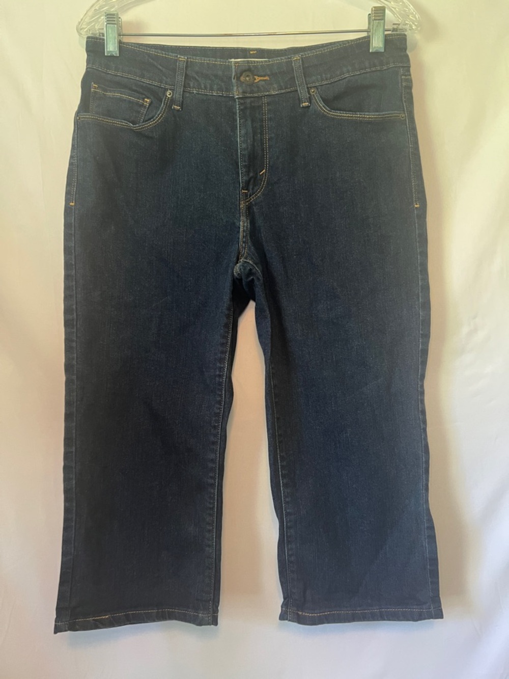 Levi's Classic Women's Capri Jeans Mid Rise Dark Wash Size 10/30